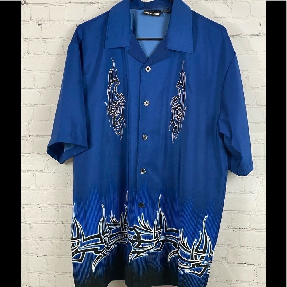 Odo Short Sleeve Embroidered Shirt. Size Large